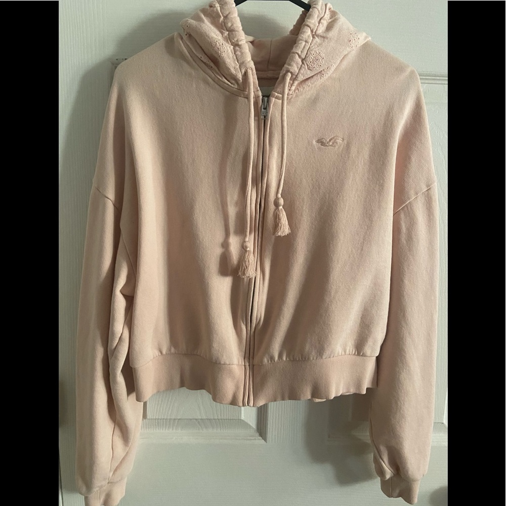Like new ! Hollister zip up! Size L! Smoke free home!